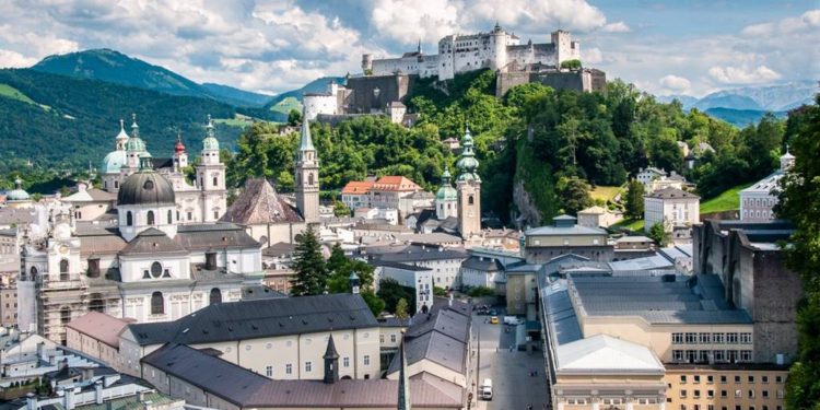 Salzburg'da Nerede Kalınır?