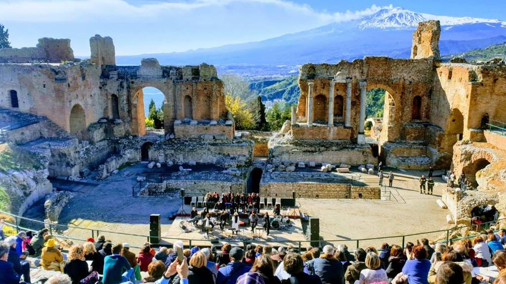 Taormina Gezilecek Yerler: Antik Tiyatro