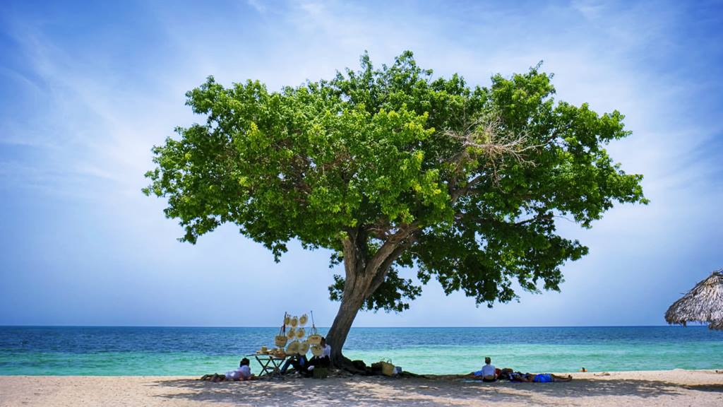 Trinidad Gezilecek Yerler: Playa Ancon