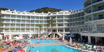 Pineta Park De Luxe Hotel Satışa Çıkarıldı