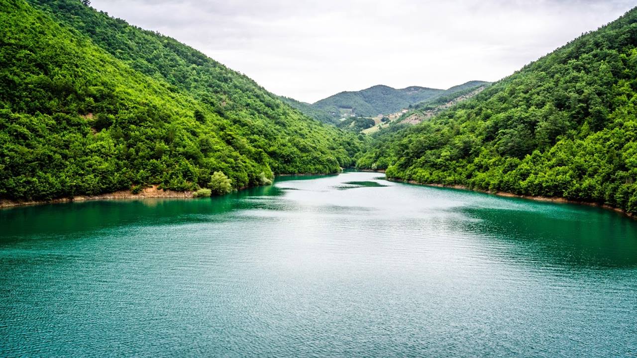 Kosova Gezilecek Yerler: Gazivoda Gölü