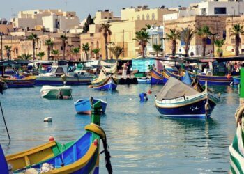 Malta Uçakla Kaç Saat?