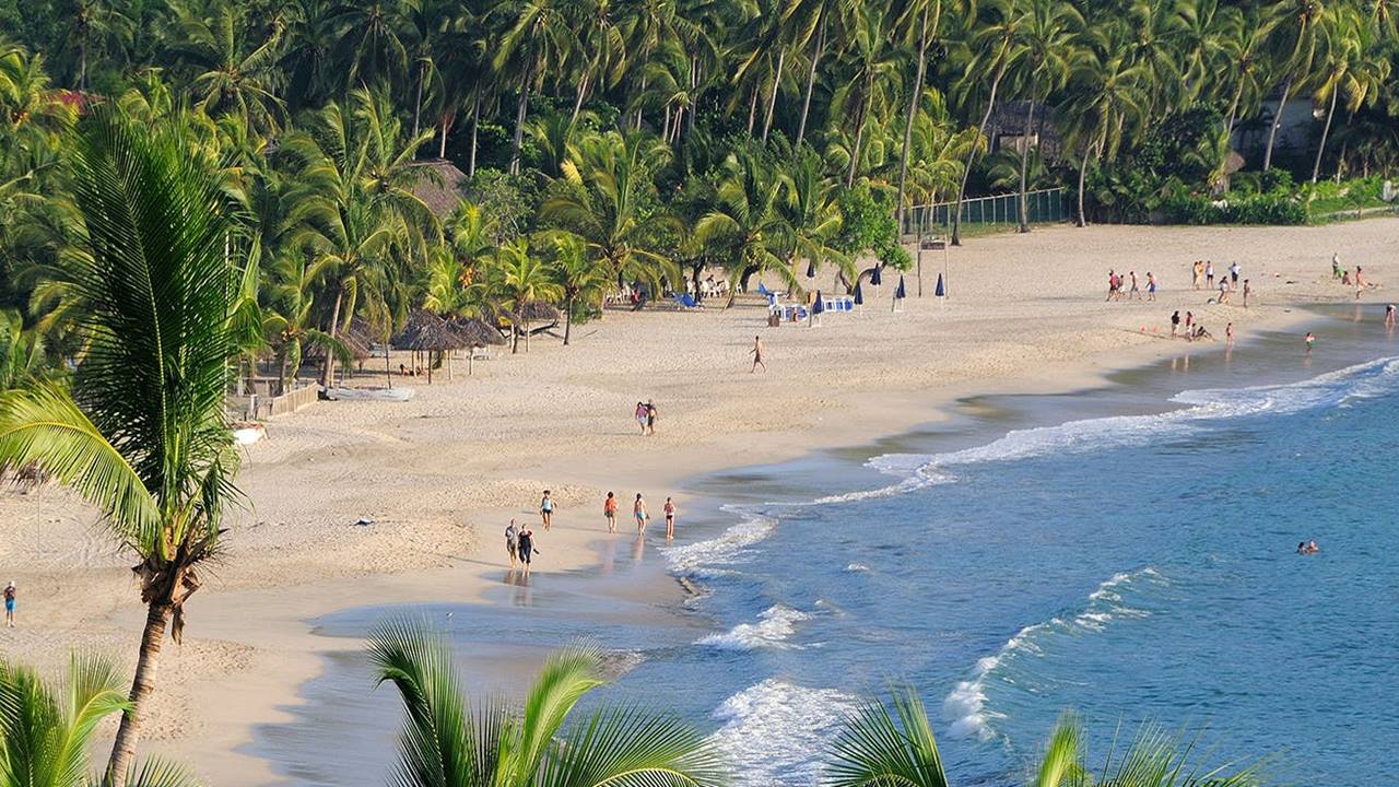 Playa La Ropa