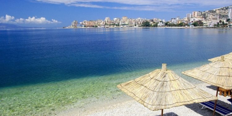 Yunanistan, İtalya, İspanya, Fransa ve tüm Avrupa ülkeleri başta olmak üzere Dünyanın en güzel plajları ile ilgili bilgileri Plajlar sayfalarımızdan takip edebilirsiniz.