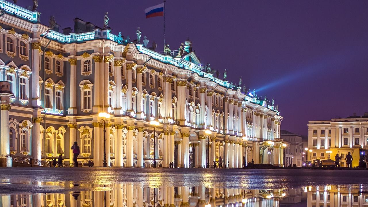 St. Petersburg Gezilecek Yerler Listesi: Beyaz Geceler 6 St Petersburg Gezilecek Yerler: Ermitaj Müzesi