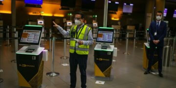 Kolombiya uçuşlara yeniden başladı