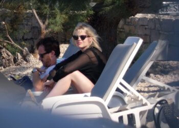 Rami Malek ve Lucy Boynton bir aydır Hırvatistan ‘da 8 Rami Malek ve Lucy Boynton bir aydır Hırvatistan ‘da