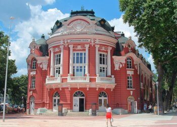 İtalya haberleri, en güncel ve son dakika İtalya gelişmeleri için Turizm Tatil Seyahat İtalya sayfasını ziyaret edebilirsiniz.