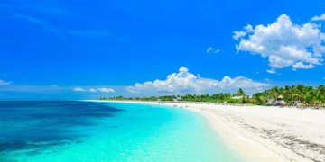 Küba Turizme Yeniden Açılıyor