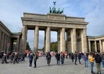 Alman turizmciler büyük protesto mitingine hazırlanıyor