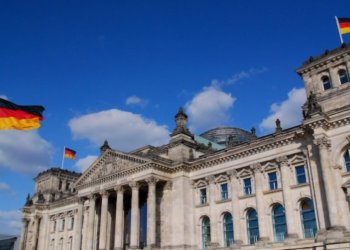 Almanya pandeminin başından beri en sert kararları aldı