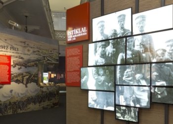 İş Bankası’nın İstiklal Sergisi’ne Altın Pusula Ödülü