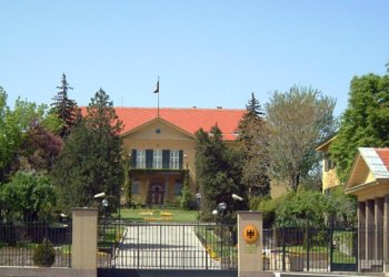 Almanya Büyükelçiliği, Anadolu Efes yöneticileri ve sporcu ailelerinin vize başvurusunu reddetti