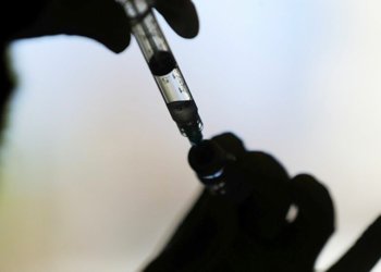 Avrupa Parlamentosu komitesinden aşı sertifikasına onay