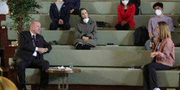 Son dakika! Erdoğan’dan ‘yabancı turist’ tepkisi: Oradan 3-5 dolar gelecekse bırak girsin