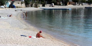 Economist dergisi, ‘Türkler eve kapandı, ülkenin keyfini turistler çıkarıyor’ yorumunu yaptı