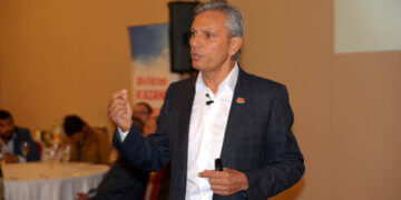 Firuz Bağlıkaya: TÜRSAB, Mehmet Ersoy’dan da sahibi olduğu kuruluştan da daha büyüktür