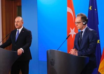 Çavuşoğlu’nun turistlerle ilgili sözlerine muhalefetten tepki!