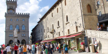 İlk adım atıldı… Resmen talep yağdı! 50 Euro’ya aşı turizmi