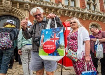 İngiliz gazete: Türkiye’de yaz tatili riske girdi