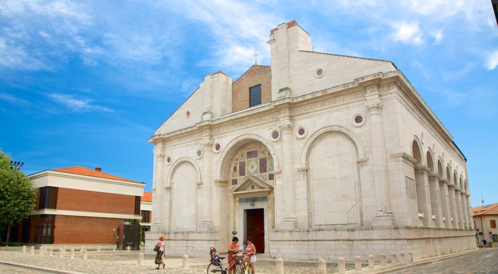 Tempio Malatestiano / Rimini Gezilecek Yerler Listesi