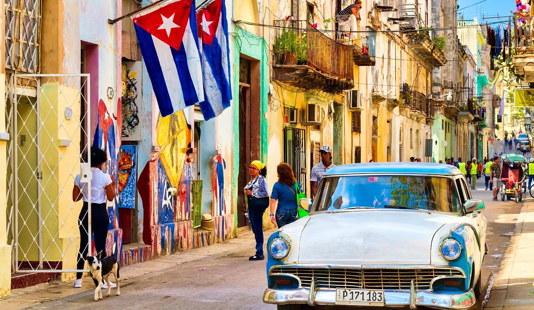 Кубинский вк. Гавана Куба исторические здания. Куба улицы. Куба и Россия. Куба туризм.
