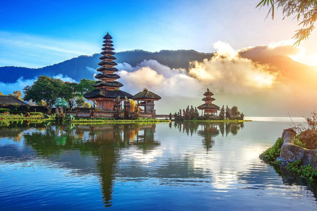 Bali Adası Sayfalarımızda Sizlere Bali seyahatinizde gezilecek yerleri en iyi Bali Plajlarını ve Bali Turlarında yapılabilecek alternatifleri derliyoruz.