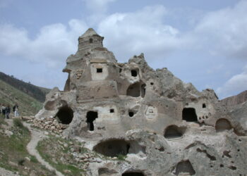 Önemli turizm merkezlerinden biri haline gelen Soğanlı Vadisi’nde ‘Karaağaç’ dizisi ekilecek.