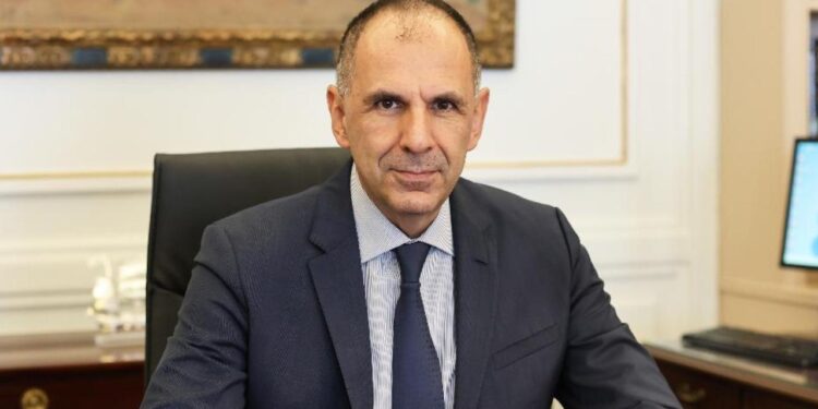 Yunanistan Dışişleri Bakanı Yorgos Yerapetritis, BM Mülteciler Yüksek Komiseri Filippo Grandi ile görüşmesinin ardından açıklamalarda bulundu.