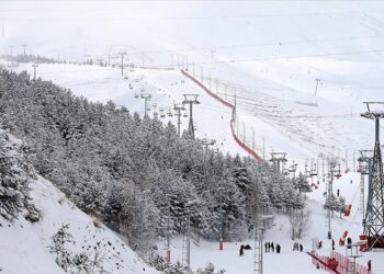 Kış turizminin önemli noktalarından olan Palandöken’de oteller mart ayına dolu giriyor.