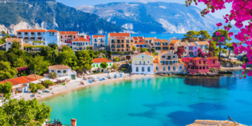 Balayı çiftlerinin pek çoğu balayı için Yunan Adaları'nı tercih ediyor. İşte, balayı tatili için en iyi balayı otelleri...