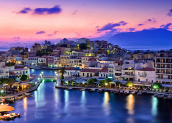 Tarih tutkunları için 9 en iyi Yunan Adası