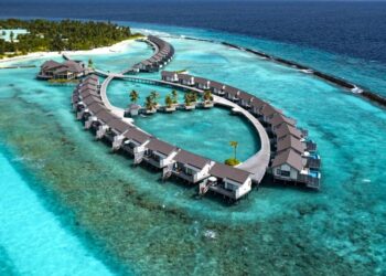 Maldivler’in büyüleyici güzellikleri arasında unutulmaz bir tatil hayali kuruyorsanız, Atmosphere Kanifushi Maldivler sizi bekliyor