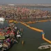 Kumbh Mela, Hindular için kutsal olan dört şehirde dönüşümlü olarak her 12 yılda bir düzenlenen bir festivaldir.