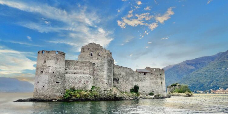 Maggiore Gölü: Ünlü kale turistlere açılıyor 1 Maggiore Gölü: Ünlü kale turistlere açılıyor