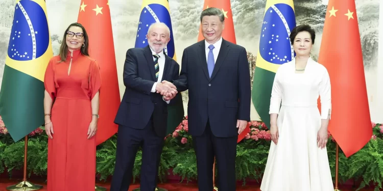 Çin, Brezilya, Arjantin, Şili, Peru ve Uruguay vatandaşlarına 1 yıl süreyle 30 gün vizesiz giriş hakkı tanıyacağını duyurdu.