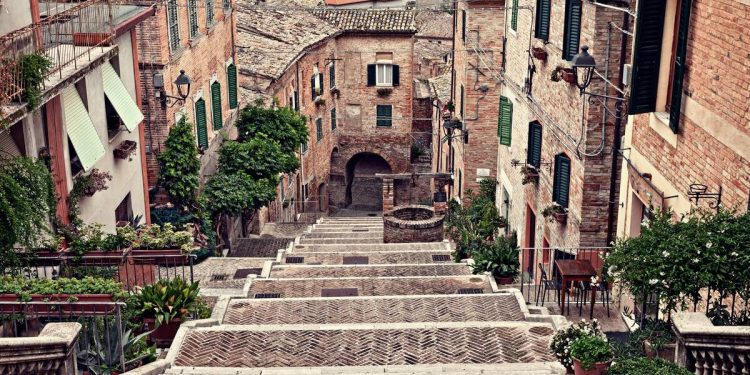 İtalya Ortaçağ Köyleri