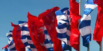 Türkiye ile Yunanistan arasında imzalanan yeni turizm protokolü, sadece ekonomik işbirliğini değil, kültürel bağları da güçlendirmeyi hedefliyor