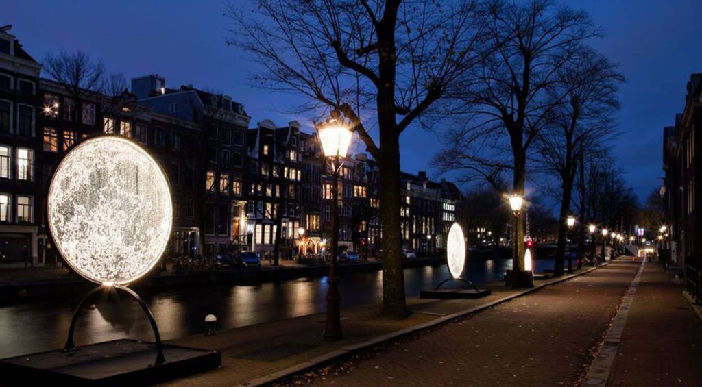 Amsterdam'da Ne Yapılır? Aylara Göre Aktiviteler 3 Amsterdam Işık Festivali