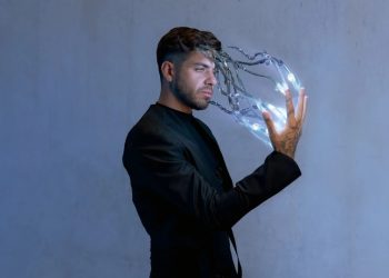 ANYMA, Gize Piramitleri’nde sahne alıyor! 9 Dünyaca ünlü DJ ANYMA, 10 Ekim’de Gize Piramitleri’nin büyülü atmosferinde tarihi bir performans sergileyecek. Biletler, WTS ayrıcalığıyla 299 Euro’dan başlayan fiyatlarla satışta.