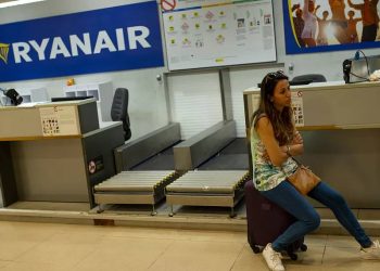 Ryanair çalışanları İspanya'da greve gidiyor 7 Ryanair çalışanları İspanya’da greve gidiyor