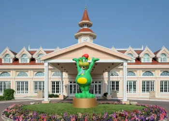 WTS’den Gardaland Resort Kampanyası: Çocuklara ücretsiz giriş 10 İtalya’nın Garda Gölü kıyısındaki ünlü eğlence merkezi Gardaland Resort, WTS’nin özel kampanyasıyla ailelere avantaj sağlıyor.