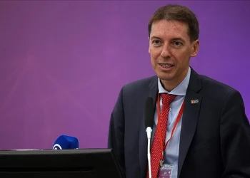 AB’den Türkiye’ye vize mesajı: Süreci yakından takip ediyoruz 6 Sinop’ta gazetecilerle buluşan AB Türkiye Delegasyonu Başkan Vekili Jurgis Vilcinskas, vize serbestisi sürecinin hem siyasi hem de teknik boyutlarıyla yakından izlendiğini açıkladı.