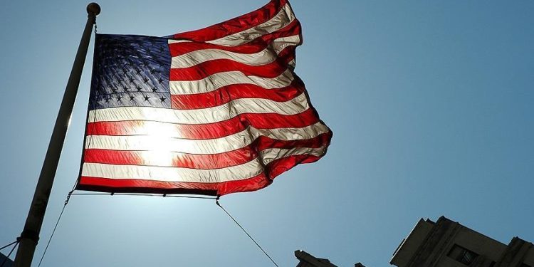 ABD’den vize başvurularında yeni kural 1 ABD Dışişleri Bakanlığı, turist, öğrenci, iş seyahati ve geçici çalışma vizeleri için başvuru usullerinde değişikliğe gitti.