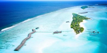 Bembeyaz kumsalları, turkuaz lagünleri ve deniz üzerindeki villalarıyla Maldivler’in en özel adreslerinden biri olan LUX South Ari Atoll için WTS’den kaçırılmayacak bir kampanya sizleri bekliyor.