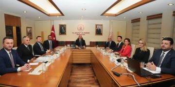 2027 Avrupa Oyunları için hazırlıklar tüm hızıyla sürerken, Gençlik ve Spor Bakan Yardımcısı Yerlikaya, Kültür ve Turizm Bakanı Ersoy’u ziyaret etti.