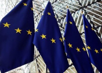 Schengen’de yeni dönem: Pasaport damgası tarihe karışıyor 9 Avrupa Birliği, sınır güvenliğinde yeni bir dönemi başlatıyor. Schengen bölgesine giriş yapan ziyaretçiler artık pasaportlarına damga vurdurmayacak