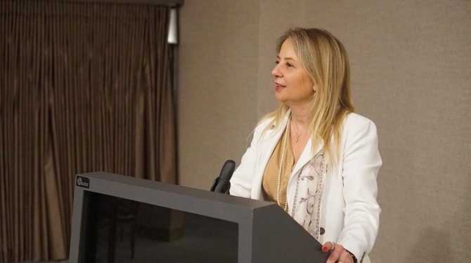 TÜRSAB Başkan Adayı Aylin Özsavaş’tan çağrı: Birlik ile Geleceğe! 1 Birleşik TÜRSAB Grubu adına aday olan Özsavaş, “TÜRSAB’ın ilk kadın başkanı” olma hedefiyle çıktığı yolda birlik ve dayanışma mesajı verdi