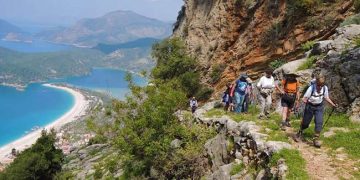 Likya Yolu, dünyanın en prestijli gezi dergilerinden Time Out tarafından “Dünyanın En Güzel Yürüyüş Rotası” unvanına layık görüldü.