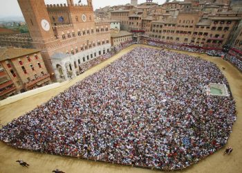 İtalya'nın En Ünlü At Yarışını Keşfedin: Palio di Siena 5 İtalya’nın En Ünlü At Yarışını Keşfedin: Palio di Siena